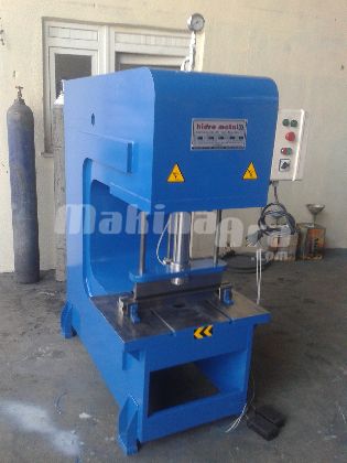 30 Ton C Tipi Hidrolik Pres 